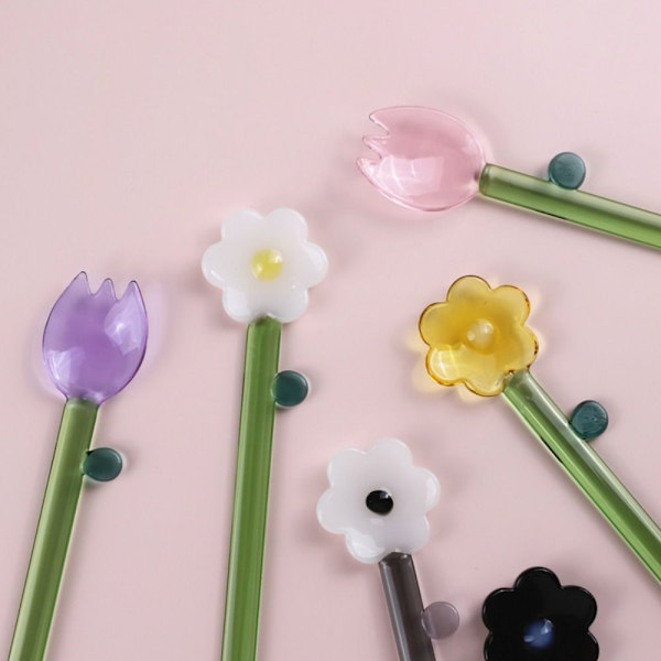 Mjölkskedar i glas Blomtesked F F F