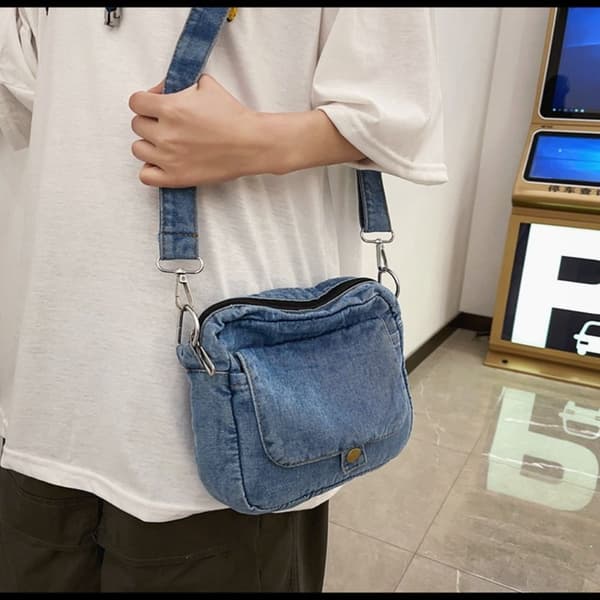 Denim Crossbody Bag Handväskor LJUSBLÅ Light Blue