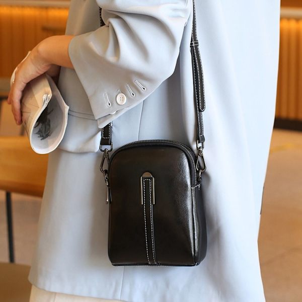 Crossbody axelväskor Dragkedja Väskor VIT White