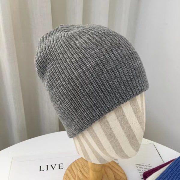 Beanie Hat Neulottu hattu HARMAA Grey