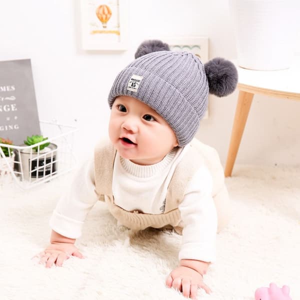 Stickade mössor Beanie Cap SVART black