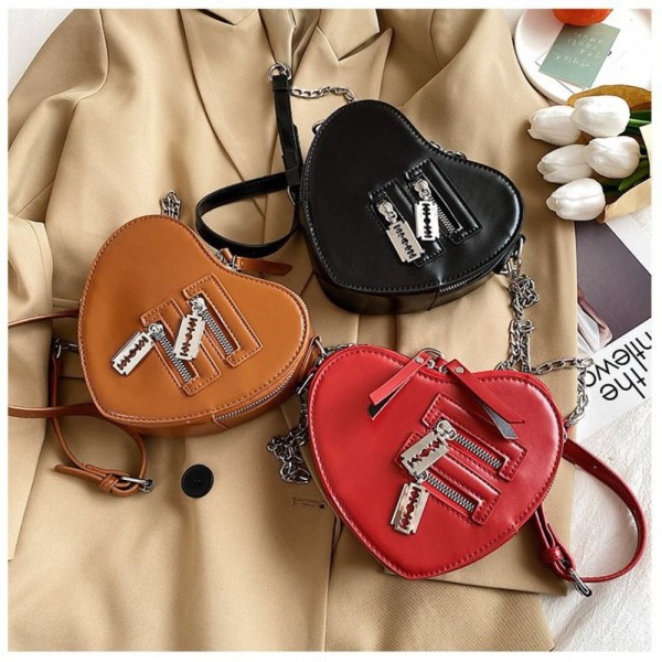 Hjärtformad handväska Heart Crossbody-väska SVART black