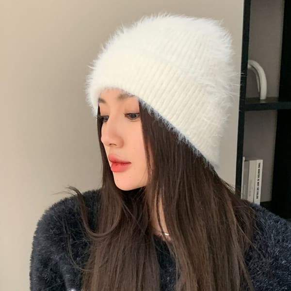 Rabbit Wool Cap Neulottu hattu MUSTA Black