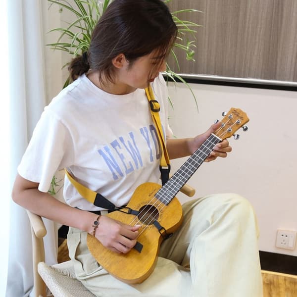 Ukulele Stropp Gitar Tilbehør GUL Yellow
