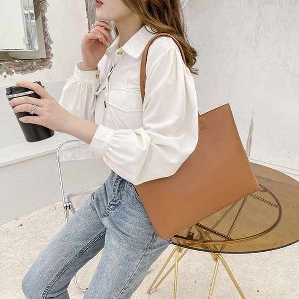 Mulepose Skuldertaske BRUN brown