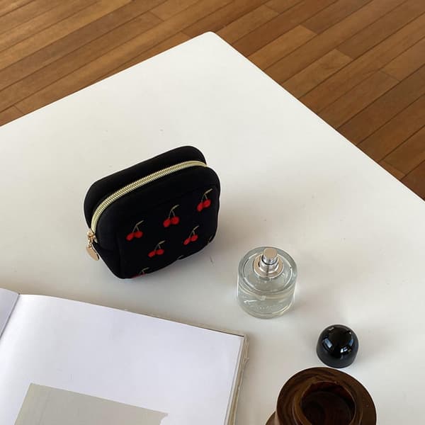 Liten case för organizer SVART Black