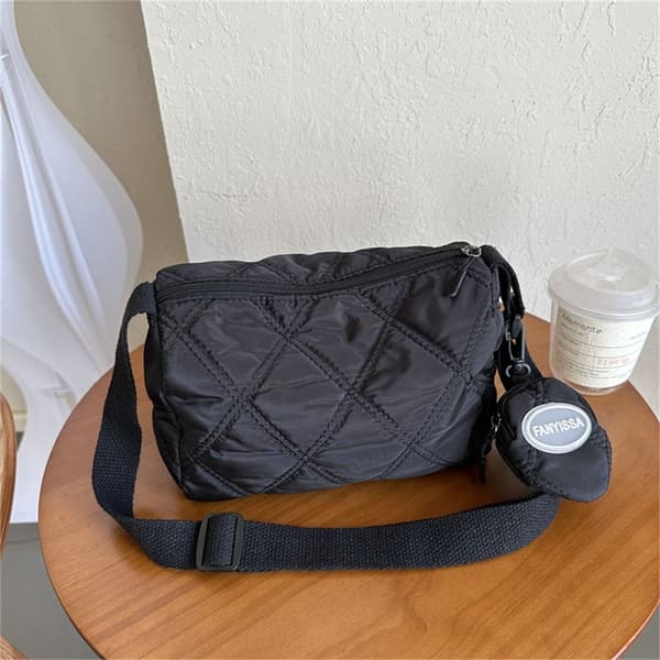 Vatterte skuldervesker Messenger Bag HVIT white