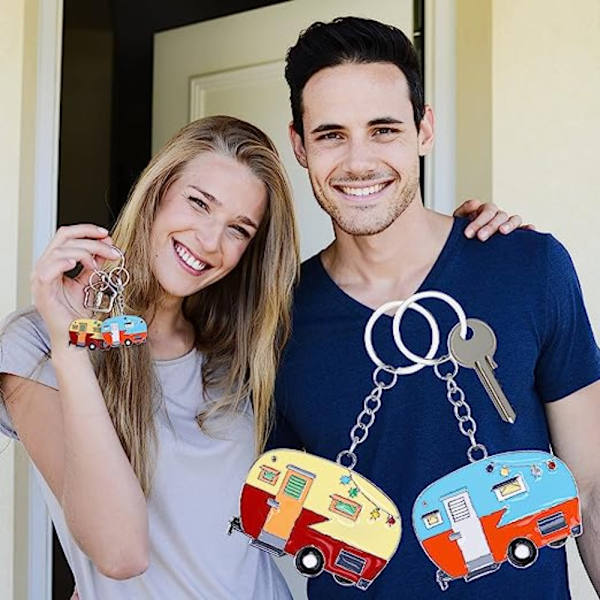 2 kpl Avainlaukun koristelu Retkeilyauto Avaimenperä Retro Avaimenperä