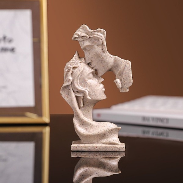Lovers Statue Kyssing Posture GRADIENT GRADIENT Gradient