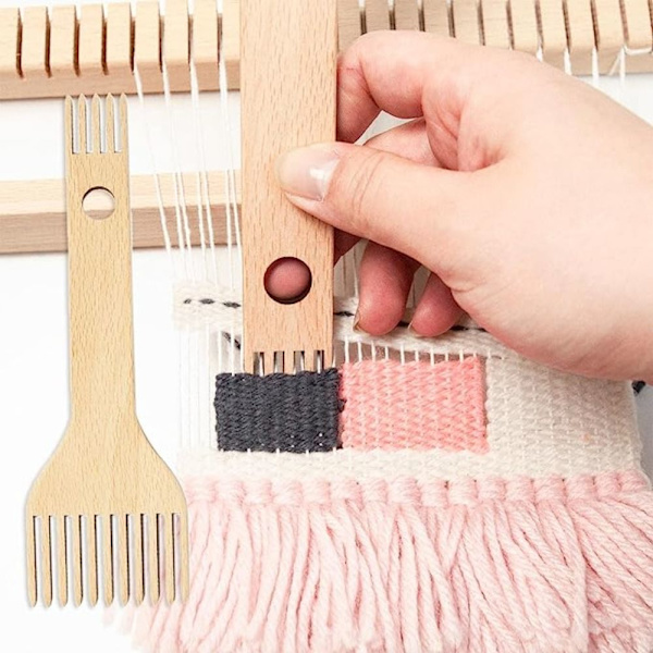 Comb Loom Weaving