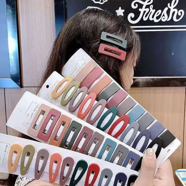 Hårspænder Hårspænder E E E