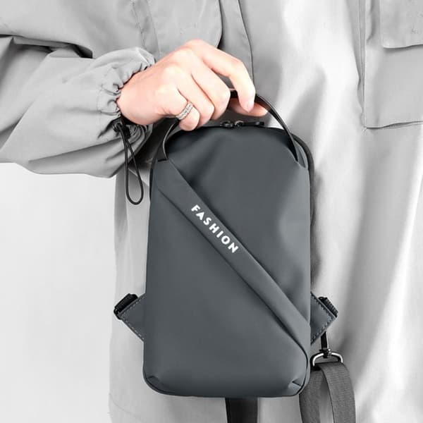 Sling Bag Brysttaske SORT black