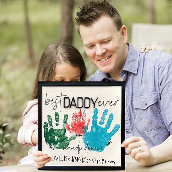 Håndtrykt skilte Dekorativ plakette DADDY DADDY DADDY