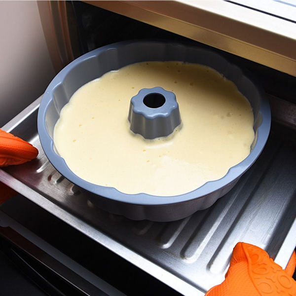 Bunte kakkuvuoka silikoni mold VIHREÄ green