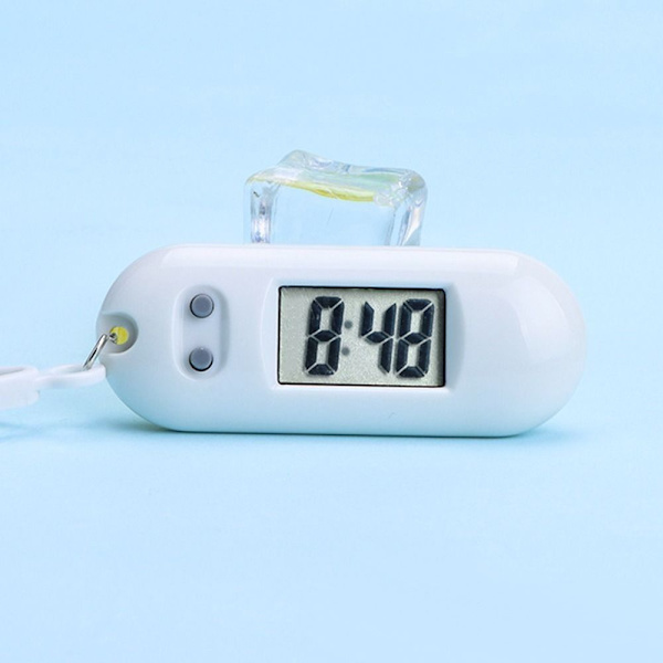 4 kpl elektronisen kellon avaimenperä Elektroninen soikea watch VALKOINEN White
