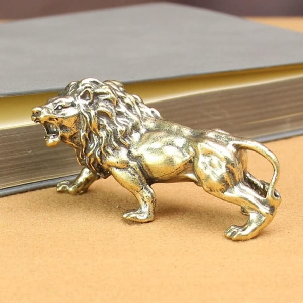 1 stk Solid Copper Simulation Lion Dekorasjoner