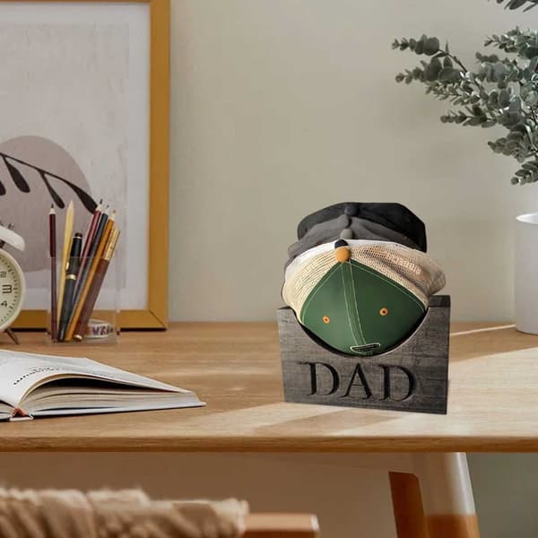 Hatteholder Hatteholder av tre KHAKI Khaki