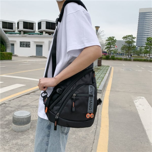 Olkalaukut Crossbody Laukut MUSTA black