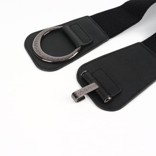 Leveä vyö retro soljella MUSTA Black