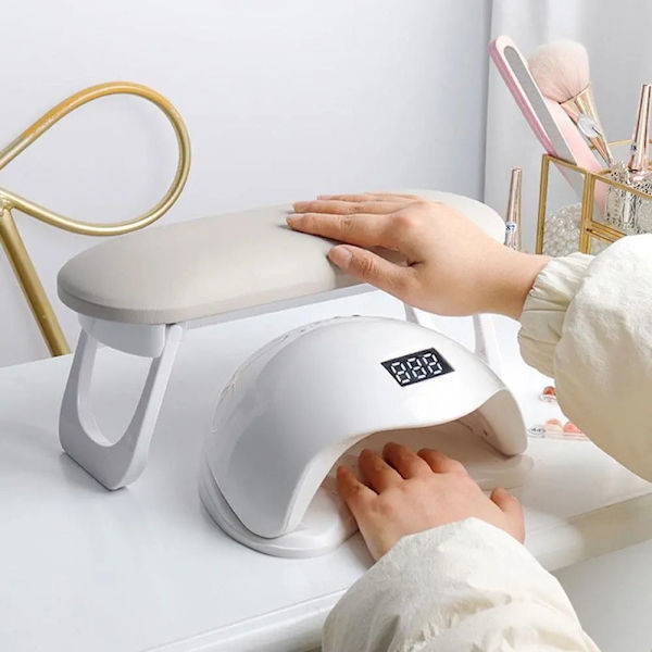 Nagelkuddestöd Manikyr Handstöd A-VITT A-VIT A-White