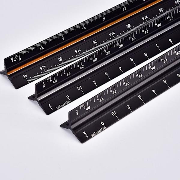 Skala Lineal Trekantet lineal SORT CM SMALL SCALE CM SMALL SCALE Black CM SMALL SCALE-CM SMALL SCALE