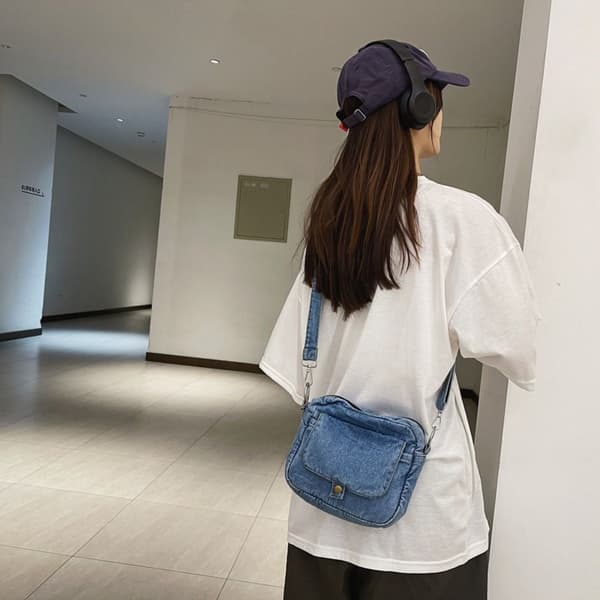Denim Crossbody Bag Handväskor LJUSBLÅ Light Blue