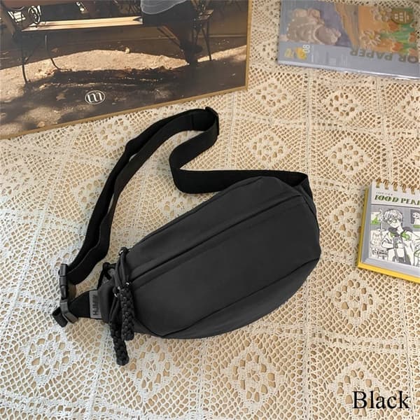 Taljepakke Brysttaske SORT black