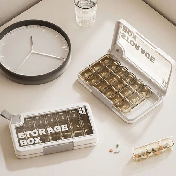 Pill Organizer Medicin Divider VIT white