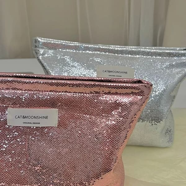 Sminkväska Kosmetikväska SILVER Silver
