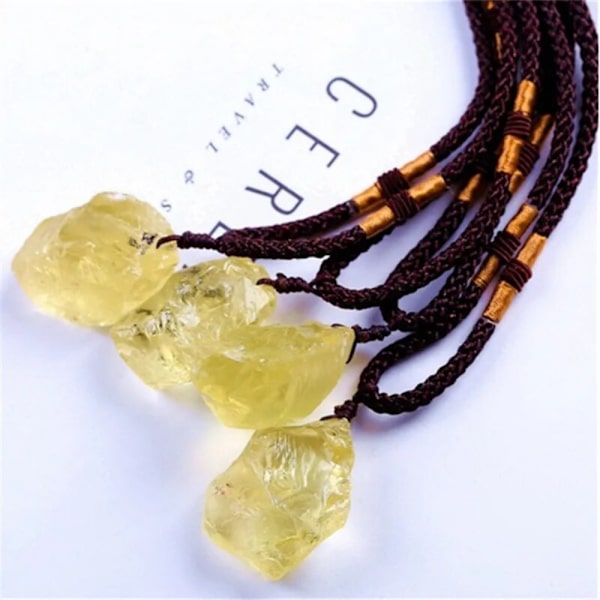Fluoriittiriipus kaulakoru Natural Quartz Stone VILLA purple