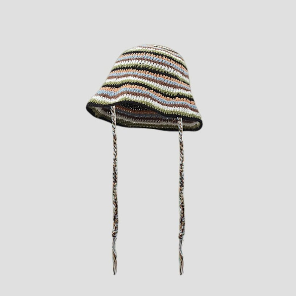 Stickade mössor Cap EE E