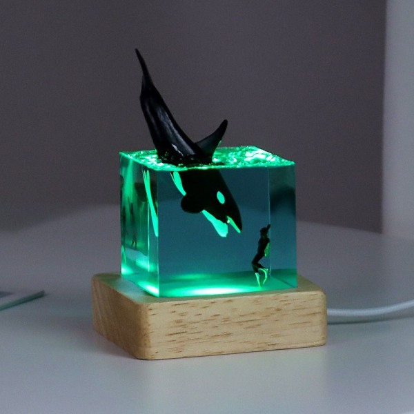 Shark Diver -sisustus LED-yövalo B B B