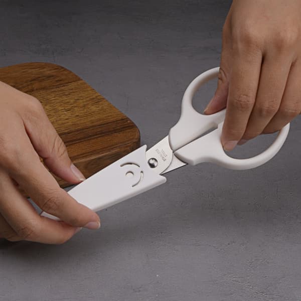 Multipurpose Sax Syhantverk
