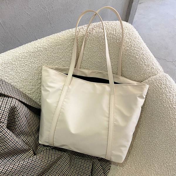 Shopping Street Lynlås Tasker Mulepose SORT black