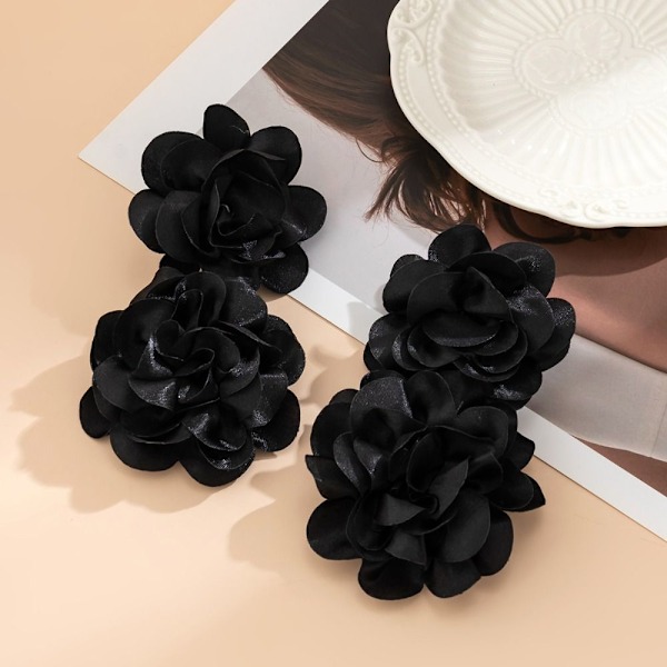 Blomörhänge Drop örhängen SVART black