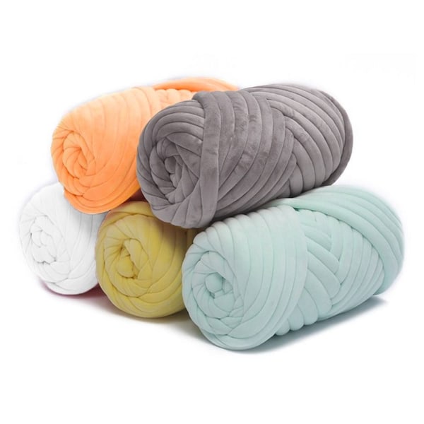 250/500g Virkningsgarn Garnkula VIT 250G White 250g