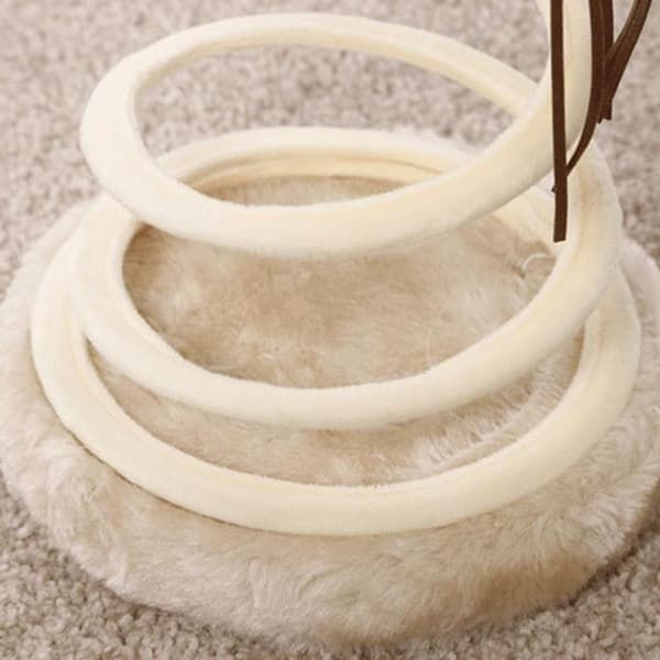 Springing Cat Toy Claw Scratcher 02 02 02