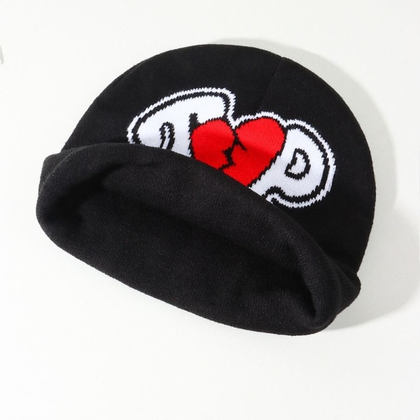 Stickmössa Cap Beanie Bonnet SVART&RÖD black&red