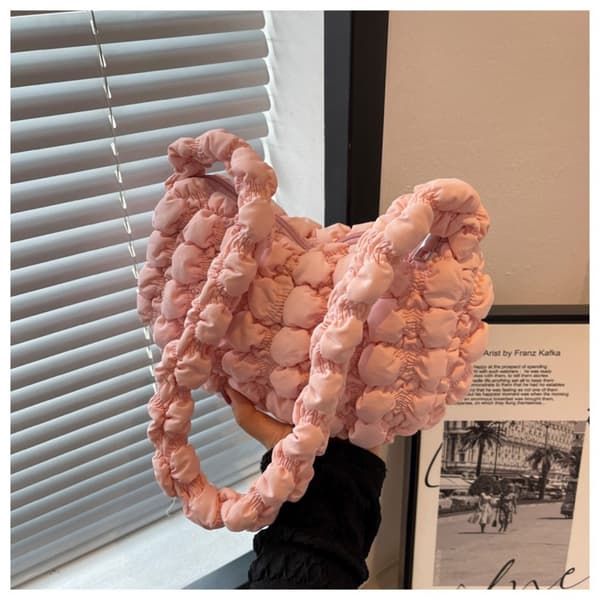 Fold Cloud Underarm Bag Skuldervesker HVIT white