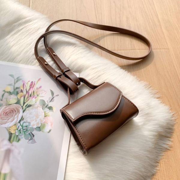 Yksi olkalaukku Crossbody Bag RUSKEA brown