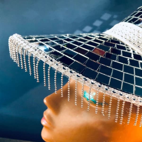 Disco Dekor Hatter Visir Caps GULL gold