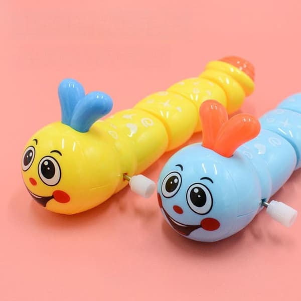 2 Stk Clockwork Legetøj Gynge Caterpillar Wind Up Toy random 2pcs