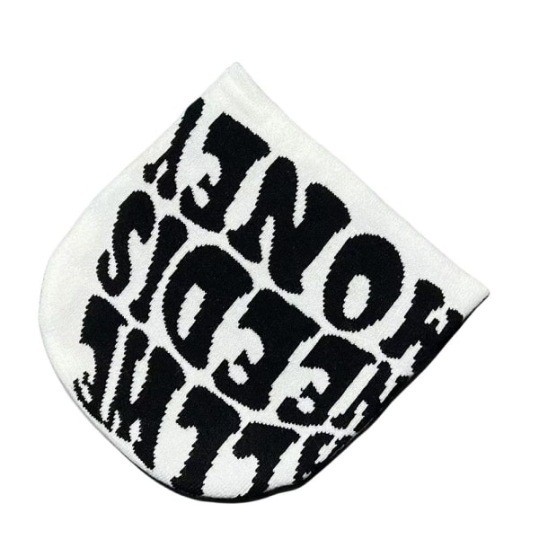 Stickmössa Cap Beanie Bonnet SVART&LILA black&purple