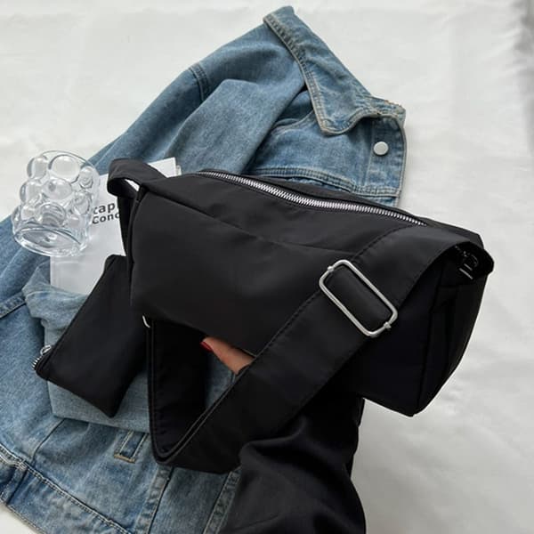 Skuldertasker Messenger Taske SORT black