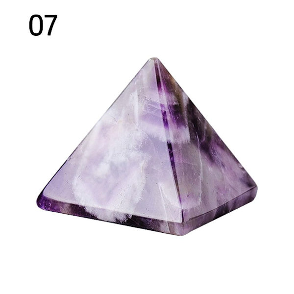 Krystalpyramidepyramide model 07 07 07