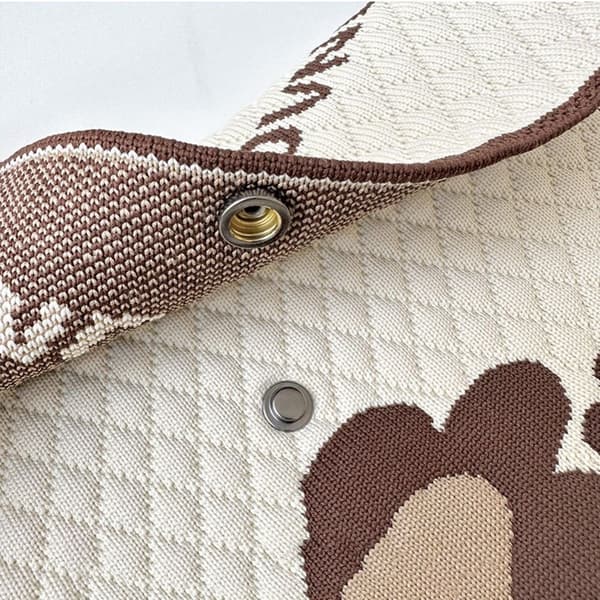 Stickad handväska Knot handledsväska BLÅ blue