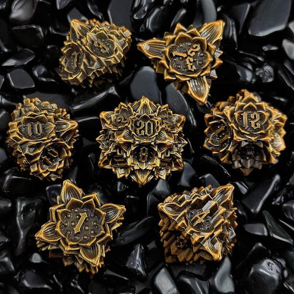 7kpl/ set metallinoppaan set nopat KULTA gold