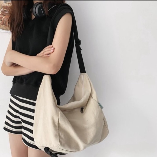 Messenger Laukut Olkalaukku BEIGE Beige