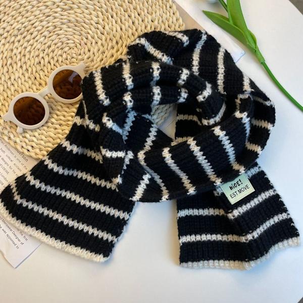 Babyskjerf Babystrikkede skjerf HVIT white