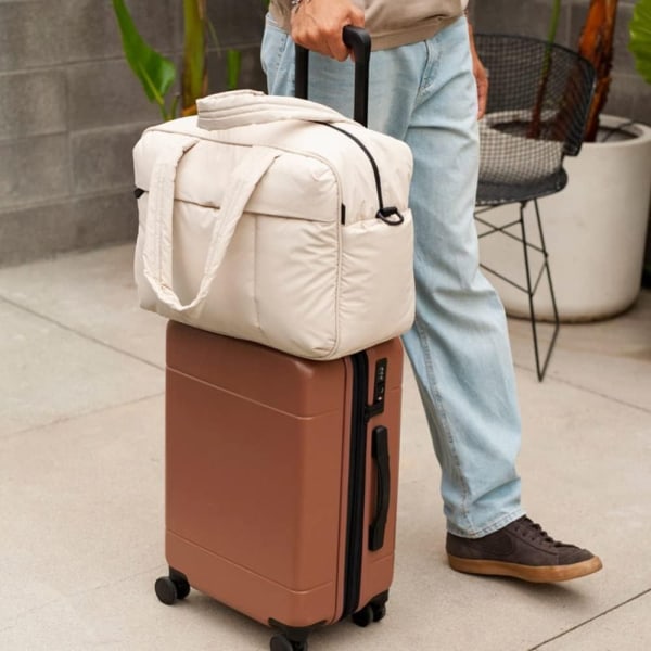 Travel Duffel Bag Puffer Gym Kangaskassi VAALEAN PINKKI Light Pink